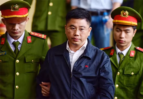 105 ngày bí mật điều tra công ty bình phong của Tổng cục Cảnh sát