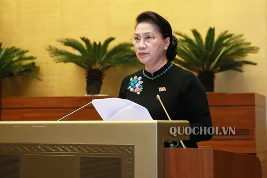 Chủ tịch Quốc hội Nguyễn Thị Kim Ngân phát biểu kết luận phiên chất vấn và trả lời chất vấn Kỳ họp thứ 6, Quốc hội khóa XIV. (Ảnh: Quốc hội)