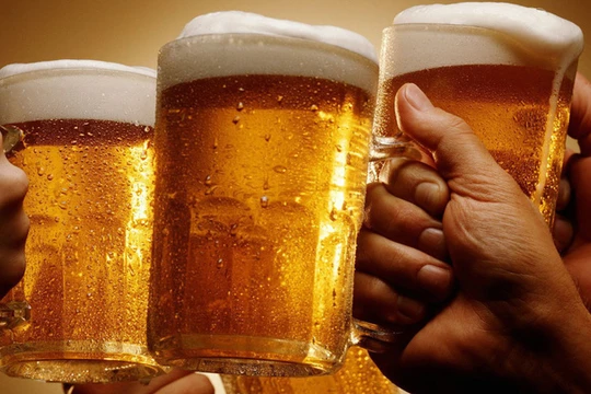 Việt Nam thuộc Top tiêu thụ bia thế giới, song thương hiệu bia Việt đang thất thế trên sân nhà!