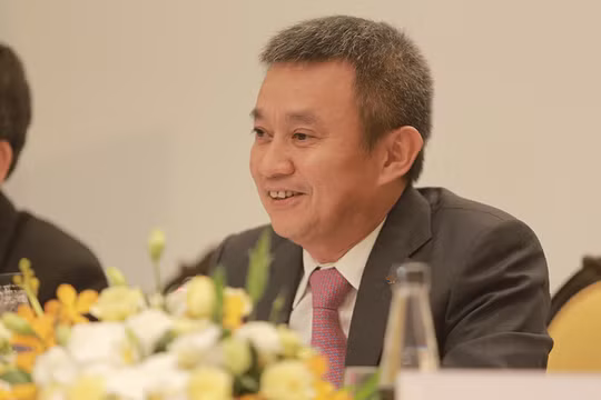 Tổng Giám đốc Vietnam Airlines Dương Trí Thành. (Ảnh: Thanhnien)