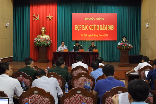 Quang cảnh buổi họp báo Quý 2/2018 của Bộ Quốc phòng vừa diễn ra vào sáng nay. (Ảnh: BQP)