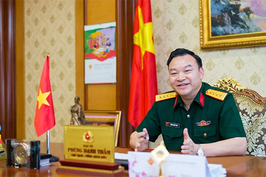 Đại tá Phùng Danh Thắm, Tổng giám đốc Tổng công ty Thái Sơn Bộ Quốc phòng bị khởi tố về tội “Thiếu trách nhiệm gây hậu quả nghiêm trọng”. (Ảnh: DĐDN)