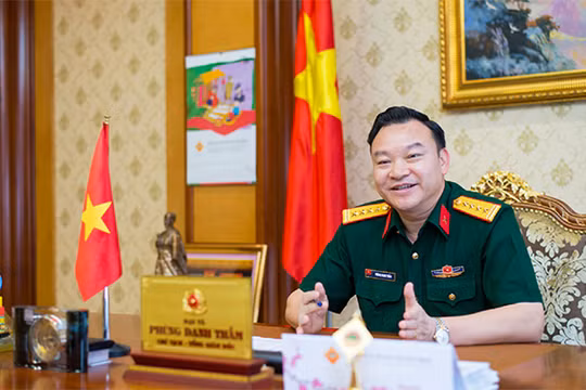 Đại tá Phùng Danh Thắm, Tổng giám đốc Tổng công ty Thái Sơn Bộ Quốc phòng bị khởi tố về tội “Thiếu trách nhiệm gây hậu quả nghiêm trọng”. (Ảnh: DĐDN)