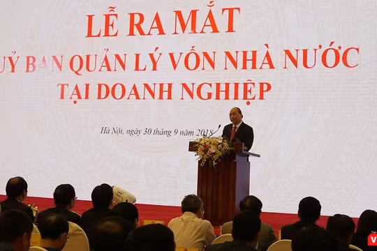 Thủ tướng Nguyễn Xuân Phúc phát biểu trong Lễ ra mắt Ủy ban Quản lý vốn Nhà nước tại doanh nghiệp, chiều 30/9. (Ảnh: Tuấn Đào)