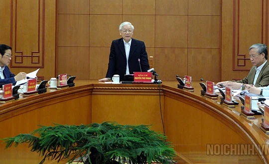 Đồng chí Nguyễn Phú Trọng, Tổng Bí thư, Chủ tịch nước, Trưởng Ban Chỉ đạo chủ trì Cuộc họp.