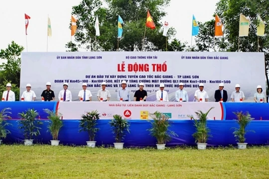 Lễ động thổ dự án BOT cao tốc Bắc Giang - Lạng Sơn. (Ảnh: Tạp chí Giao thông vận tải)