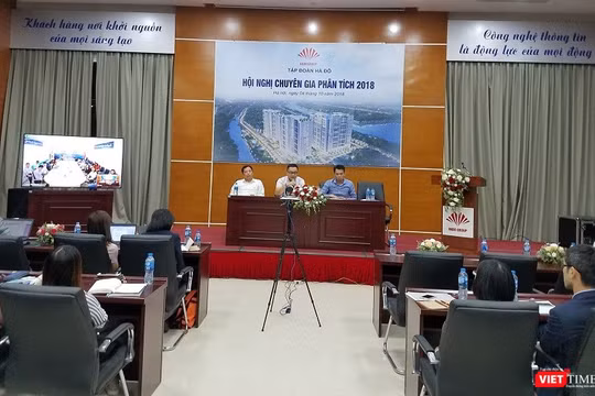 Quang cảnh Hội nghị chuyên gia phân tích 2018 của HDG ở đầu cầu Hà Nội. (Ảnh: X.T)