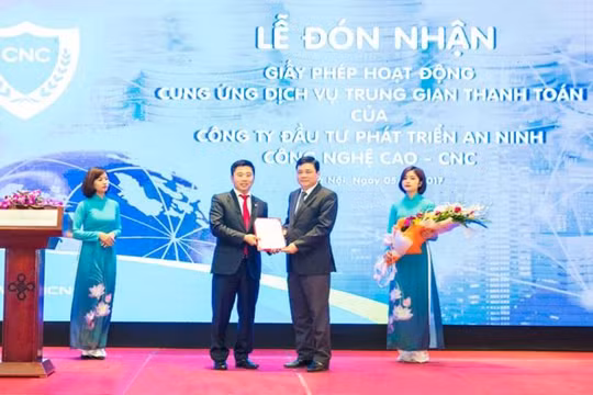 Nguyễn Văn Dương là một trong hai cổ đông sáng lập nên Công ty TNHH Đầu tư Phát triển An ninh Công nghệ cao (CNC).
