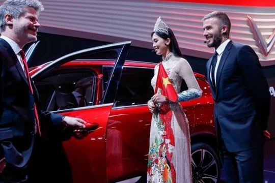 Chiến dịch truyền thông đắt đỏ, hào nhoáng của VinFast