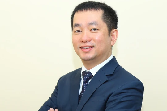 Ông Nguyễn Hướng Minh sẽ phụ trách Phó Tổng Giám đốc phụ trách Công nghệ thông tin và vận hành của Eximbank kể từ ngày 01/06/2018. (Ảnh: EIB)