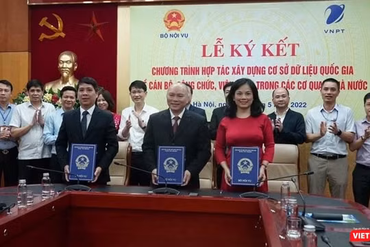 Bộ Nội vụ cho rằng CSDL quốc gia này sẽ tạo thuận lợi cho công tác kê khai tài sản, thu nhập,... góp phần nâng cao hiệu quả công tác quản lý cán bộ, công chức, viên chức.