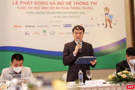 Ông Vũ Quốc Khánh - Phó Chủ tịch VNISA công bố chính thức mở hệ thống cuộc thi.