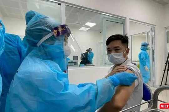 Hiện 3 ứng cử viên vaccine nghiên cứu trong nước, gồm Nanocovax, Covivax, Arct 154 đang thử nghiệm lâm sàng và tiếp tục được hoàn thiện hồ sơ.