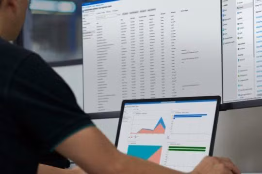 Theo các chuyên gia Microsoft, xác thực đa yếu tố và các giải pháp không mật khẩu tỏ ra rất hiệu quả trong việc ngăn chặn nhiều mối đe dọa.