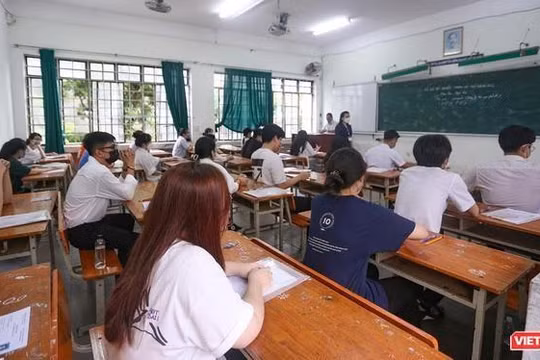 Điểm thi vào lớp 10 năm nay nhìn chung cao hơn năm học trước.