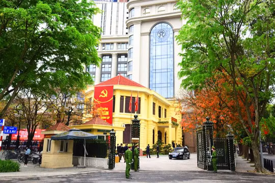 Trụ sở Thành ủy Hà Nội (số 9 Ngô Quyền) - nơi sẽ diễn ra hội nghị công bố quyết định của Bộ Chính trị về công tác cán bộ.