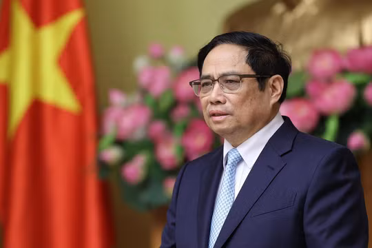 Thủ tướng Phạm Minh Chính yêu cầu đẩy mạnh và nâng cao hiệu quả mô hình cung cấp dịch vụ công trực tuyến, đặc biệt tập trung triển khai 25 dịch vụ công trực tuyến thiết yếu.