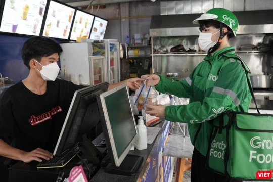 Các hãng xe công nghệ ghi nhận chi phí hoạt động của các tài xế tăng trung bình 10-20% liên quan đến giá xăng.