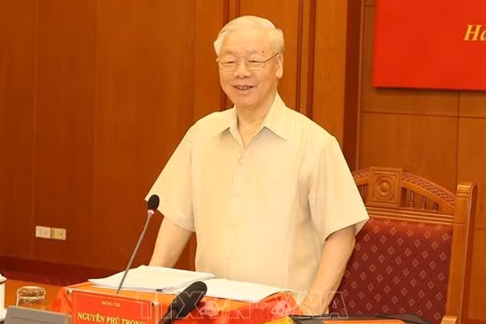 Tổng Bí thư Nguyễn Phú Trọng phát biểu chỉ đạo phiên họp. 