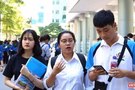 Hà Nội đã chính thức công bố điểm tuyển sinh vào các trường THPT trong ngày 9/7.