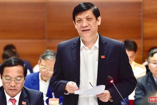 Quốc hội vừa phê chuẩn miễn nhiệm chức Bộ trưởng Y tế đối với ông Nguyễn Thanh Long.