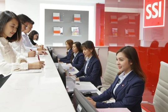 Ông Steve Yam, Giám đốc Hệ thống CNTT của SSI cho biết: Những thay đổi diễn ra dần dần, khiến quá trình chuyển đổi diễn ra vô cùng suôn sẻ.