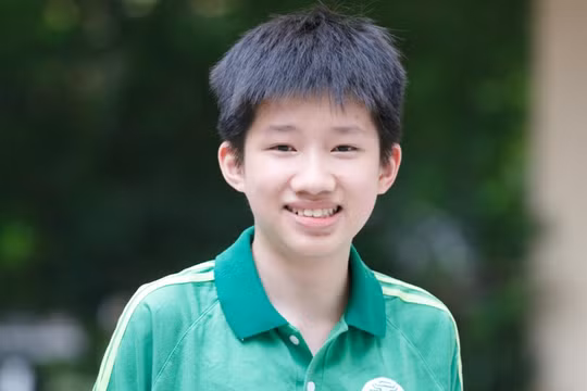 em Nguyễn Bình Nguyên, lớp 9A1, trường THCS Nguyễn Tri Phương (Ba Đình, Hà Nội) đoạt giải Nhất Quốc gia cuộc thi Viết thư Quốc tế UPU lần thứ 51 (2022) tại Việt Nam.