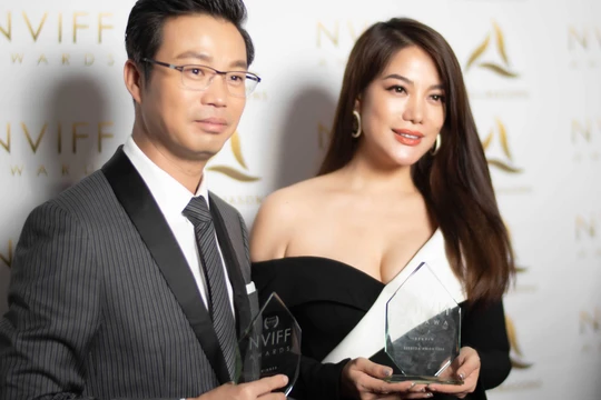 Nhà sản xuất kiêm diễn viên Trương Ngọc Ánh vừa có mặt tại Hà Lan để tham dự lễ trao giải Liên hoan phim quốc tế “New Vision International Film Festival - NVIFF 2019”