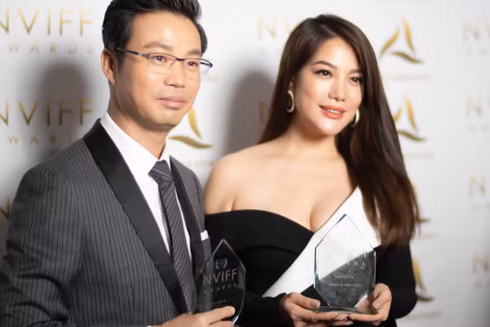 Nhà sản xuất kiêm diễn viên Trương Ngọc Ánh vừa có mặt tại Hà Lan để tham dự lễ trao giải Liên hoan phim quốc tế “New Vision International Film Festival - NVIFF 2019”