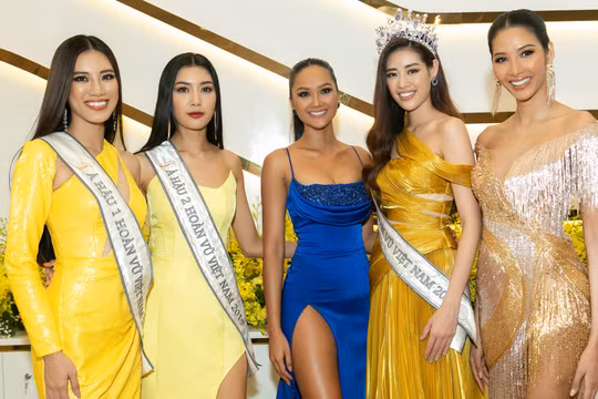 Hoa hậu H’Hen Niê, Á hậu Hoàng Thùy và Hoa hậu Khánh Vân, Á hậu Kim Duyên, Á hậu Thúy Vân