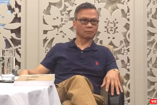 Nguyễn Hữu Liêm, tiến sĩ luật khoa, tiến sĩ triết học, hiện ông là giáo sư triết học tại San Jose City College, California.