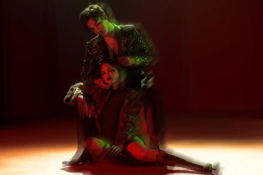 Hot girl người mẫu, bạn diễn của Ali Hoàng Dương trong MV "Xinh lung linh" có ngoại hình giống Selena Gomez