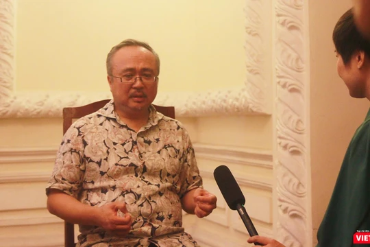 NSND Đặng Thái Sơn trả lời VietTimes sau buổi tập sáng 24/8 tại Nhà hát TP.HCM.