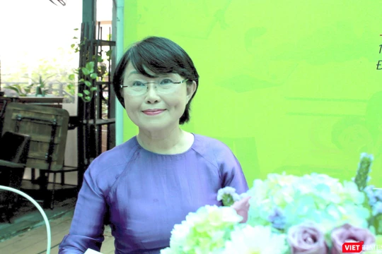 Nhà văn Trần Thùy Mai trong chuyến về TP.HCM giao lưu với độc giả mới đây