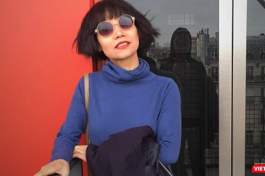 Nhà văn Thuận định cư tại Paris, tác giả của 8 tiểu thuyết và là dịch giả của một số cuốn sách dịch từ tiếng Pháp 