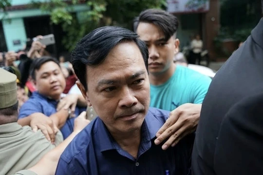 Bị cáo Nguyễn Hữu Linh đến TAND quận 4 sáng nay 23/8 (Ảnh: Ngọc Hân)