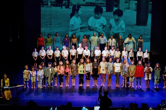 Một cảnh trong vở opera ballet “Daddy! Why did you leave me?” (Ảnh do đạo diễn Eric Digaud cung cấp)