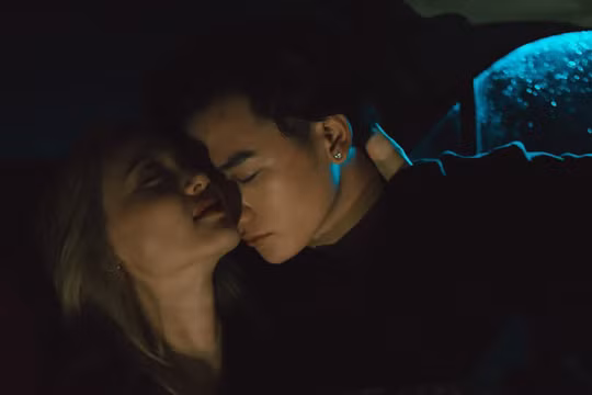 Ali Hoàng Dương xuất hiện với hình ảnh đã trưởng thành hơn (Ảnh cắt từ clip) 