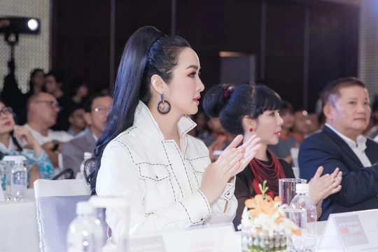 Diễn viên điện ảnh Giáng My kể: “Tôi được mẹ dạy nấu ăn từ khi 6 tuổi"