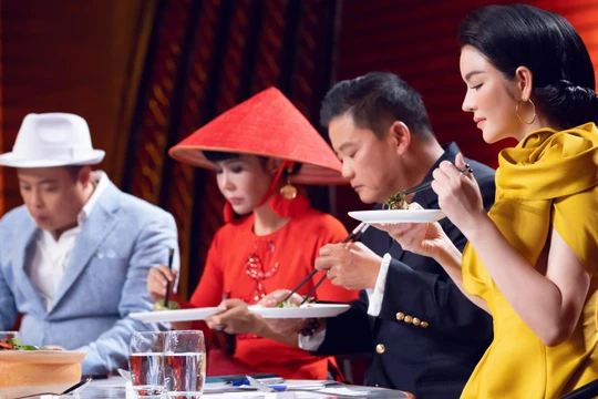 Lý Nhã Kỳ thể hiện đẳng cấp và phong độ 