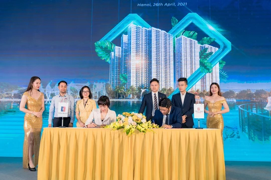 Đại diện MIKGroup và Tân Long Land ký kết hợp tác phân phối độc quyền dự án Imperia Smart City