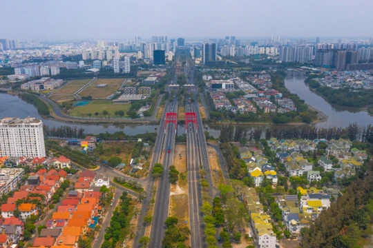 Với sự phát triển của hạ tầng, Khu Nam Sài Gòn luôn thu hút các nhà đầu tư & nhà phát triển bất động sản với các dự án lớn và chất lượng. Ảnh: Quang Định