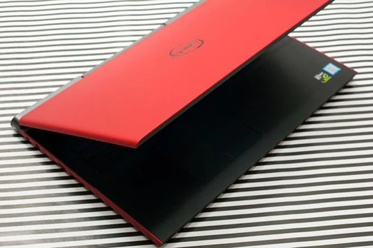 Dell Inspirron 15 7000