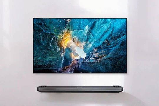 LG Signature OLED W7