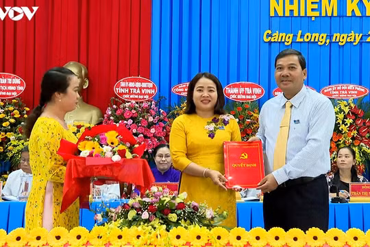 Chỉ định Bí thư tại Đại hội có vi phạm nguyên tắc tập trung dân chủ?