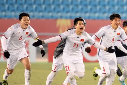 Dù U23 Việt Nam chiến thắng nhưng bản thân trung vệ Bùi Tiến Dũng vẫn có những luyến tiếc cho riêng mình. Ảnh: Webthethao