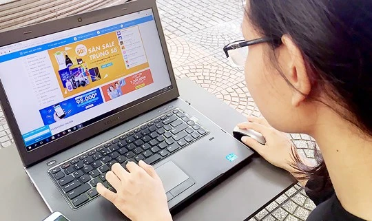 Trong tương lai gần, VNPT Pay sẽ mở rộng thanh toán cho các hóa đơn dịch vụ thiết yếu như: dịch vụ công, đóng học phí, điện, nước, truyền hình cáp, K+, bảo hiểm, vé tàu xe, máy bay,... Ảnh: VNPT.