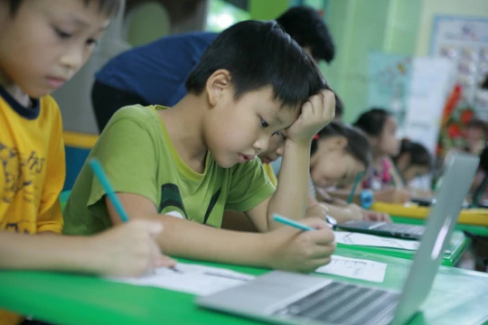 Học sinh khi tham gia học và chơi với Minecraft cũng sẽ tự do khám phá, sáng tạo nên những công trình của riêng mình.