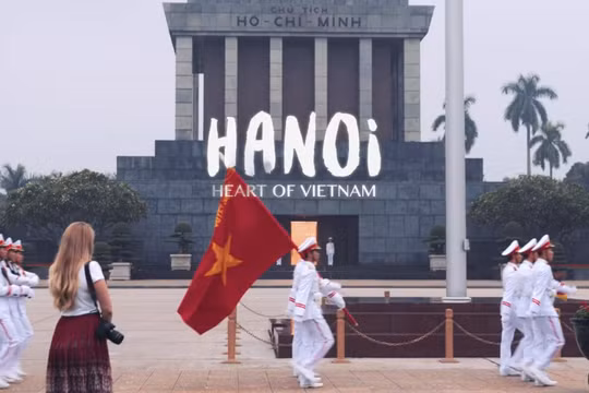 Ảnh minh họa: Phoebe Lee