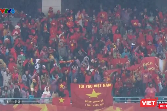 Bàn thắng tuyệt đẹp cua Quang Hải giúp giải tỏa tâm lý của U23 Việt Nam làm vỡ òa cảm xúc của người hâm mộ.